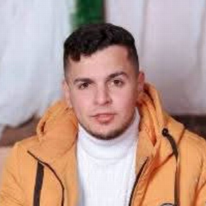 معتز